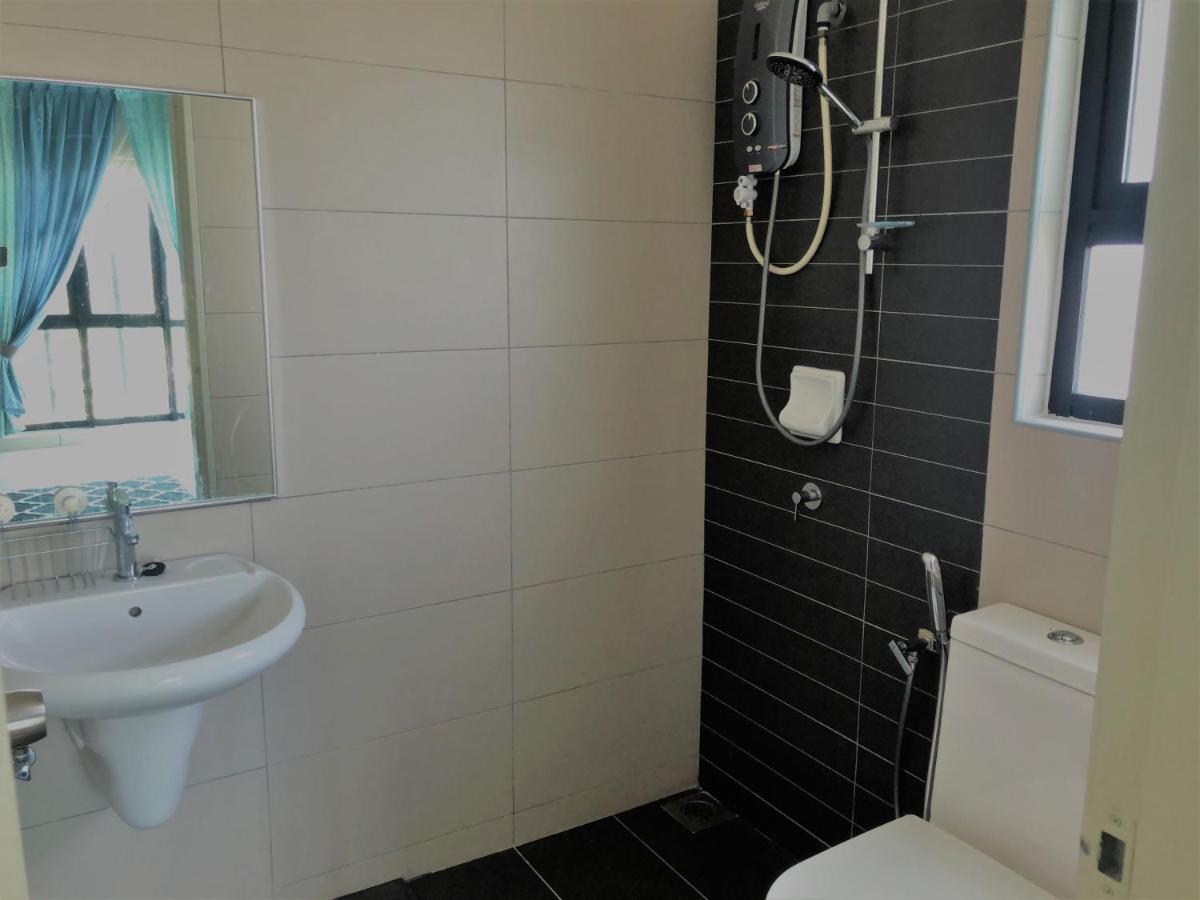 Vistamuslim Homestay Cheras Esterno foto