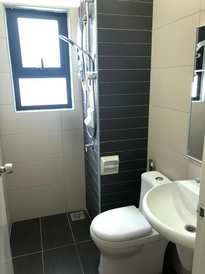 Vistamuslim Homestay Cheras Esterno foto